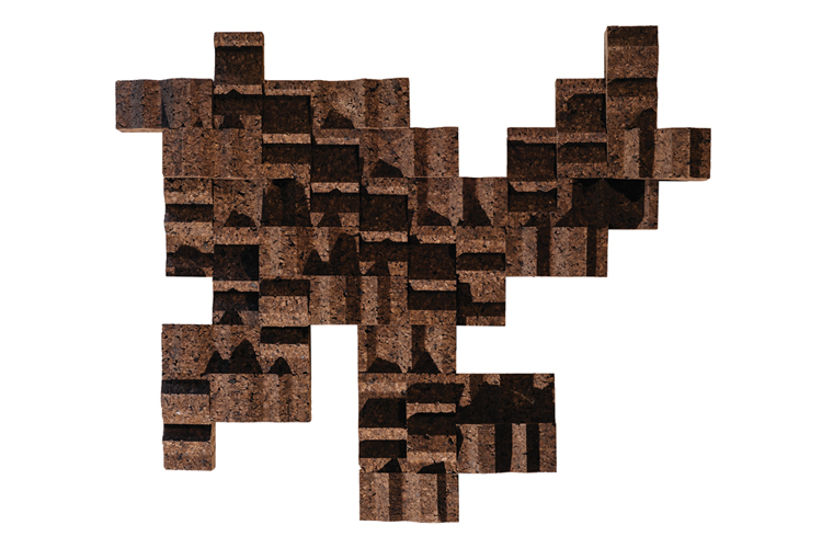 ein Kunstwerk, das wie ein Kreuz aus braunen und schwarzen Quadraten und Rechtecken aussieht, moosbild, mooswand, moos pflanzen, moos, moos deko, moos art